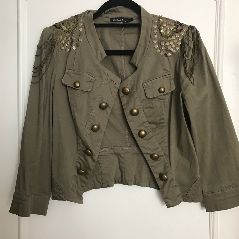 Light weight coat